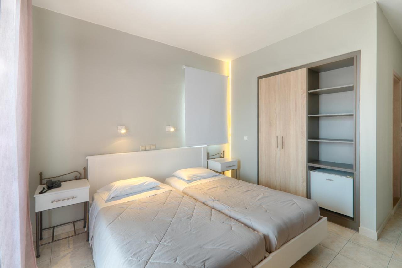 Louvre Hotel Гувія Екстер'єр фото